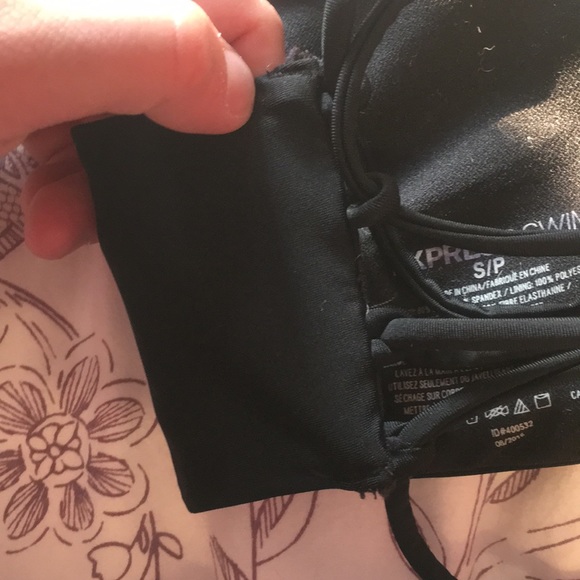 Express bathing suit - Picture 4 of 4